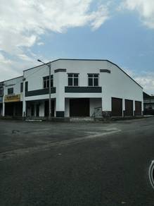 kajang utama corner factory for rent