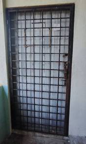 Flat Kampung Boyan