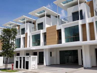 Cheapest Lakepoint Residence 3 Sty House 22x70 Symphony Hill Cyberjaya