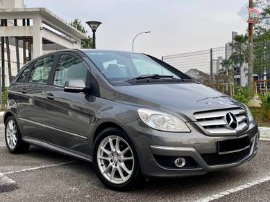 Mercedes Benz B180 (CBU) 1.7 Condition Baik /CASH