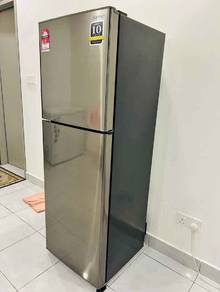 Peti Sejuk Ais Fridge Refrigerator Freezer