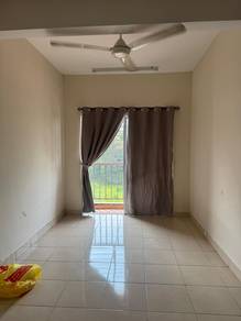 Seri Kembangan Apartment 10min ke IOI Putrajaya Mall.