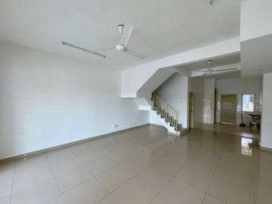 Double Storey Terrace Acacia Park – Facing Empty, Siap 2 Aircond