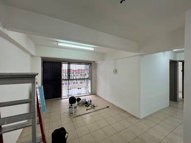 Setapak Indah Jaya Flat 3 Rooms Newly Painted with Grille. Corner unit