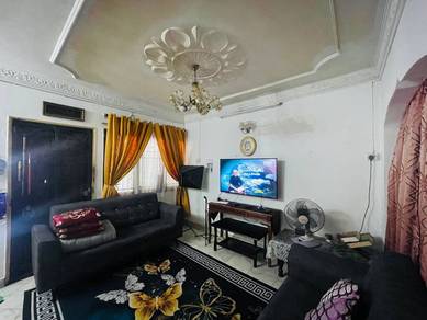 Corner, Double Storey Terrace Corner Lot House Taman Cempaka Ampang