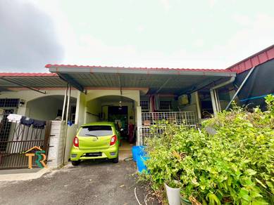 Open facing Taman Sungai Jagong