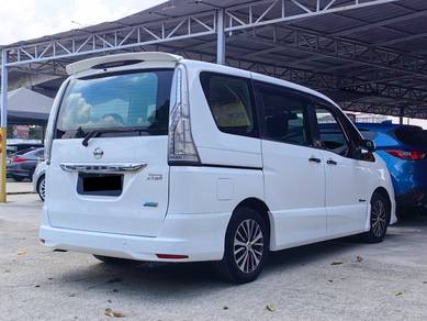 {2015} Nissan SERENA 2.0 S-HYBRID HIGHWAY STAR