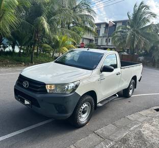 Toyota HILUX 2.4 VNT 4WD (M)