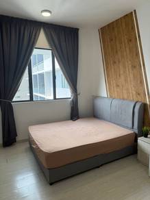 HAMILTON MASTER Room Rental 5mins walk to SRI RAMPAI LRT Wangsa Maju