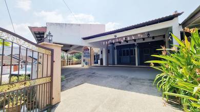 CORNER LOT Single Storey Terrace Ampang  Jaya RENOVATED 5705sqft