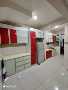 Setia Indah 11 Setia Alam with kitchen cabinet,5 aircond,2 heater, bed