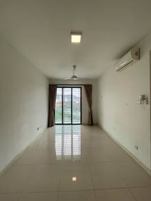 Actual Unit,4 rooms, Kitchen and Airconds, Fridge and Washing Machine