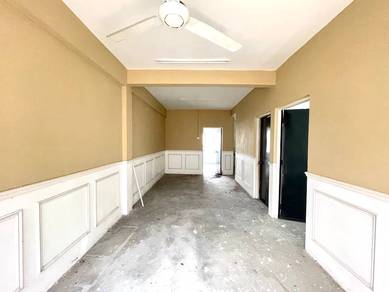 MURAH Apartment Flat Taman Mawar Taman Kinrara 5, Puchong For Sale