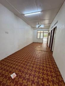 Banting 1 sty terrace