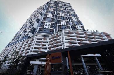 Sky Awani Residensi 3🎈3R2B1CP Fully Furnished unit Ready to Move-in !