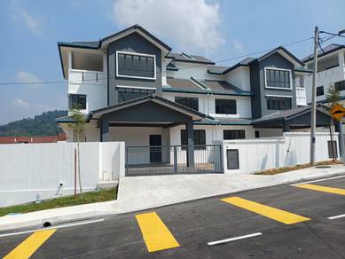 3 Storey Semi D Taman Selayang Permata - Hilltop