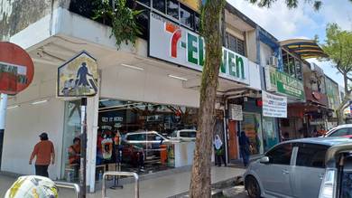 Large Ground floor Shop 25x75 Seksyen 2 City Center Shah Alam