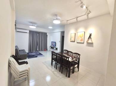 1878 Tabuan Jaya Apartment