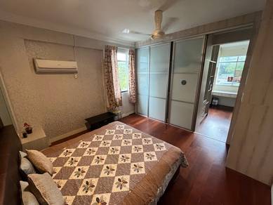 Colannades Condominium For Sale