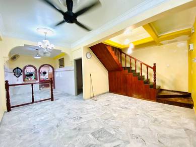 SIAP RENO‼️JIMAT KOS MASUK RUMAH‼️Teres Bandar Saujana Utama Sg Buloh