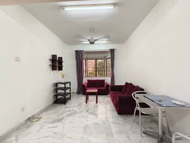 Rent Aman Puri Apartment 936sf 3Rooms AirCond Peace Clean Near McD