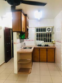 Pinang Court 1 Karpal Singh Drive 3-Bedrooms 650SF Renovated Kitchen's