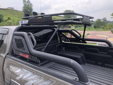 Toyota HILUX 2.8 ROGUE (A) FUL SPORT ROLL BAR