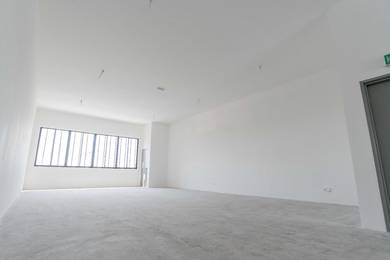 [ Face Road ] Eco Ardence Crest @ Ground Floor Shop For Rent