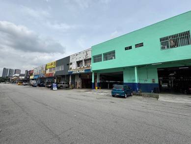 1.5 Storey Terrace Factory, facing main road @ Hicom Glenmarie