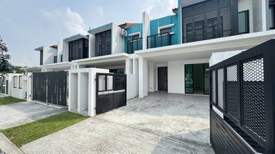 Dato Onn Adda Height Setia indah Daya House For RENT