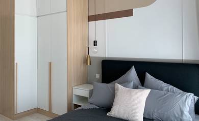 Tepi MRT 50M, Bulanan from RM900 Saja, 2/3 room , Freehold , Zero Down