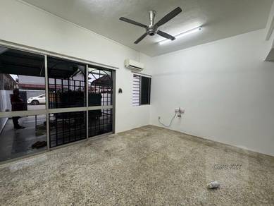 For Rent Klang Utama Double Storey Partially Furnished Good Condition