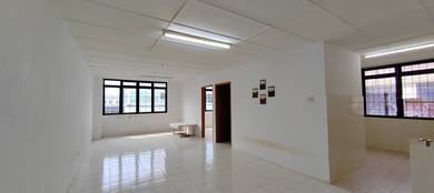 MJC Corner Shoplot (3rd Floor) For Rent Location at MJC, Batu Kawa