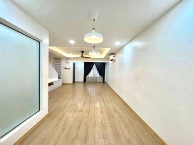 FULLY RENO Double Storey Terrace Taman Puchong Perdana