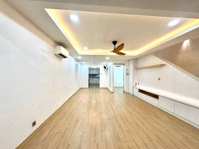 FULLY RENO Double Storey Terrace Taman Puchong Perdana