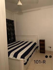 RENOVATED NICE UNIT Bandar Botanic Kasuarina Apartment 900sf 3R2B LV3