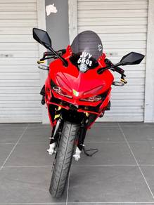 HONDA CBR 150r