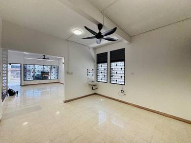 PULAU TIKUS , 2/terrace CORNER house for rent , GOOD CONDITION !!