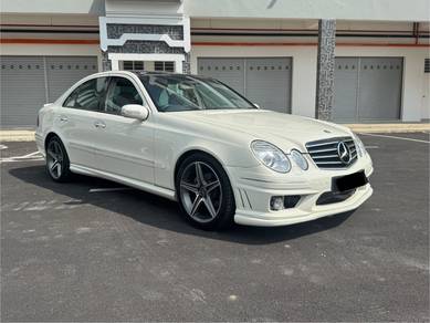 Mercedes Benz E200 AVANTGARDE CASH ONLY AMG