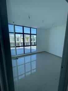 Taman La Casa.Double storey .Big and nice house