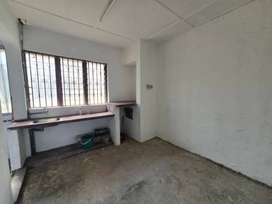 AAA Tun Aminah Flat Blok 59 Original (2bed1bath) 100% LOAN