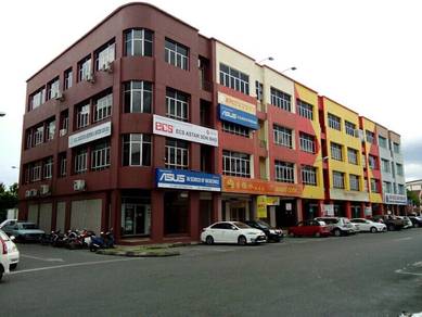 For Sale: 4-Storey Shop at Jalan Keretapi