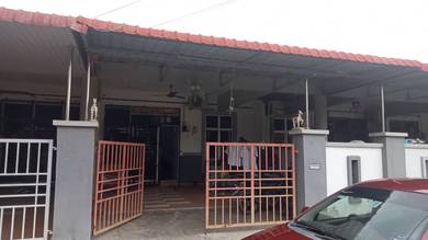 Taman Tasik Ria@Tangkak 2 single storey 3 bedroom terrace