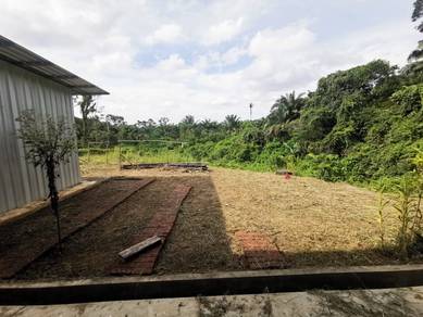 10 Mile Ulu Sungai mixed zone land with a detached unit for Sale