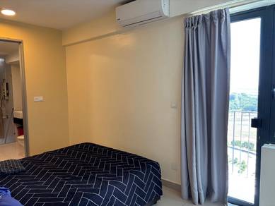 Trefoil Corner unit for rent