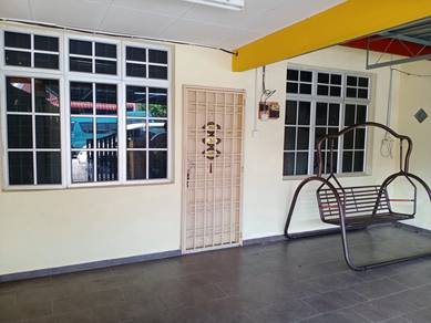 Teres setingkat cantik di Balik Pulau