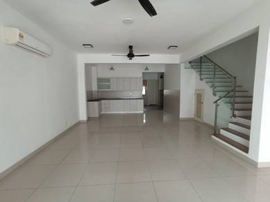 Corner Lake Point Residence 3 storey Garden Mulia For Sale Cyberjaya