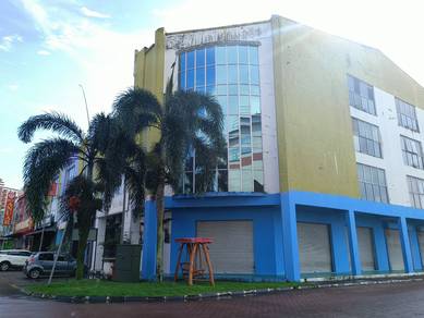4-STOREY SHOPLOT WITH TENANT @ BANDAR KOTA TINGGI For Sale (Jati 59)