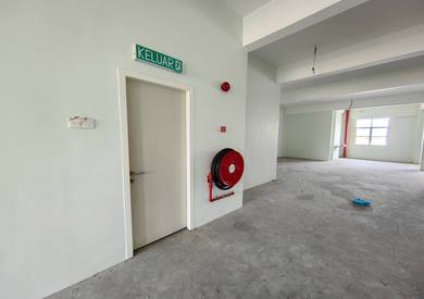 Lukut Prima 2nd & 3rd Floor(With Lift) Office Facing Mainroad Lukut PD