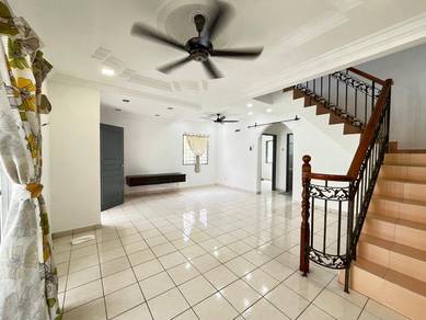 DEKAT SURAU EXTRA LAND CORNER LOT 2 Storey LEP 5 Seri Kembangan